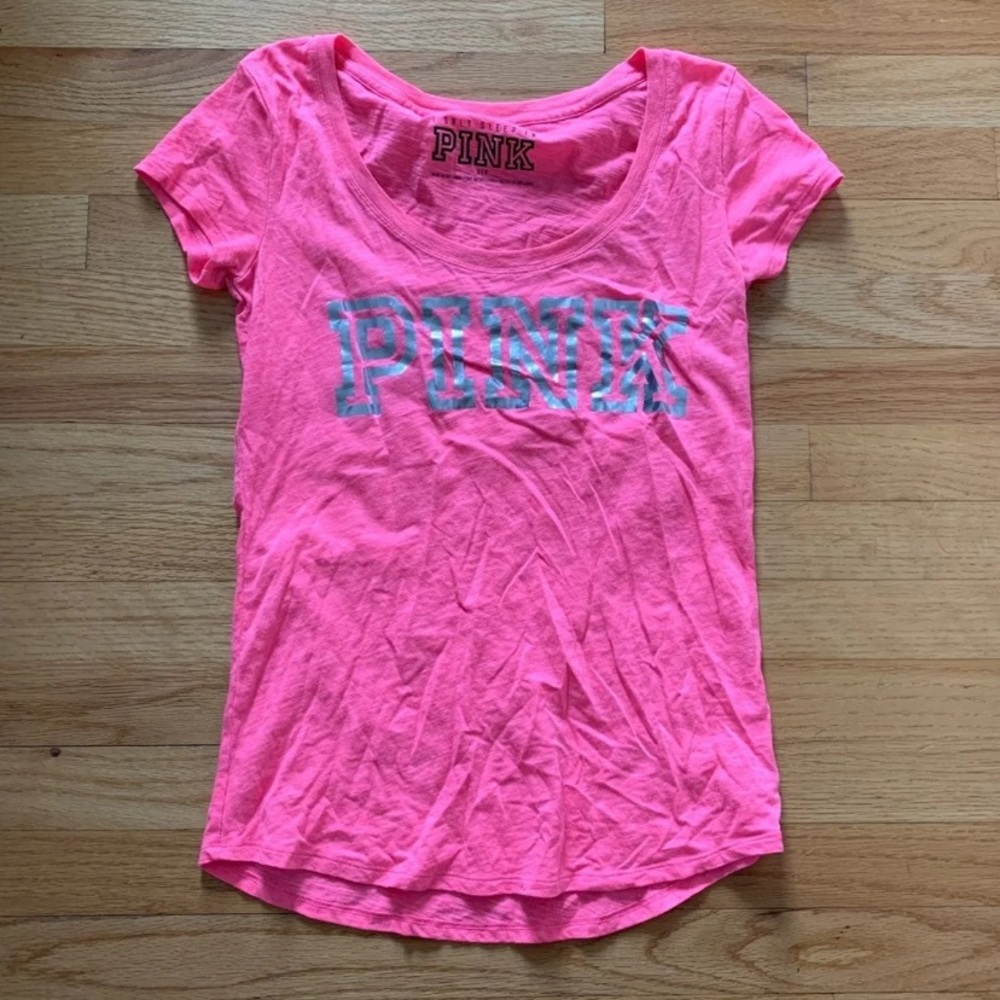 PINK T-Shirt Size Small
